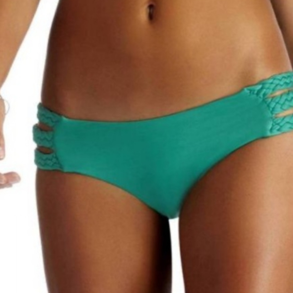Vitamin A swim bottom